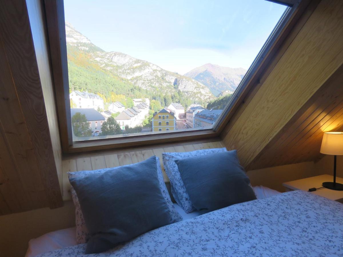 Appartement Atico Duplex Reformado Con Vistas A La Montana à Canfranc Extérieur photo